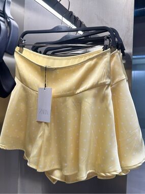 Zara Yellow Polka Dot satin flowy shorts